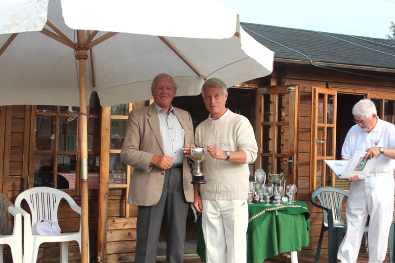 Finals Day, Peter Cutting receives The Presidents Cup for AC