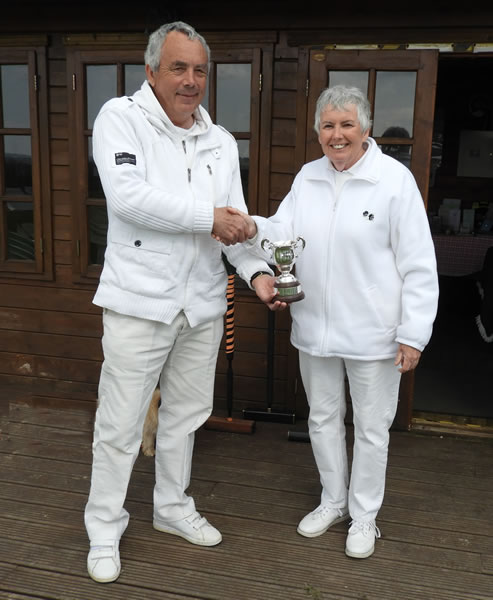 Club Chair, Rhona Foster, right, presents the David Edwards Cup to match winner, Bob Cash